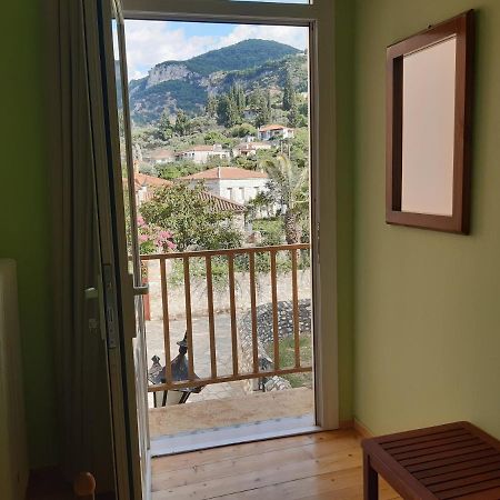 Christina Guest House Mystras Exterior photo